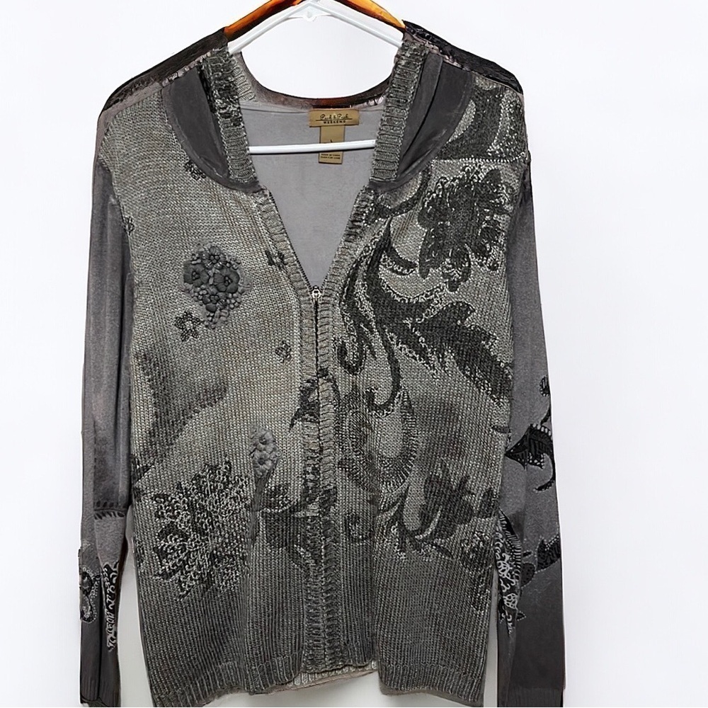 Peck & Peck grey cardigan with hood. . Large